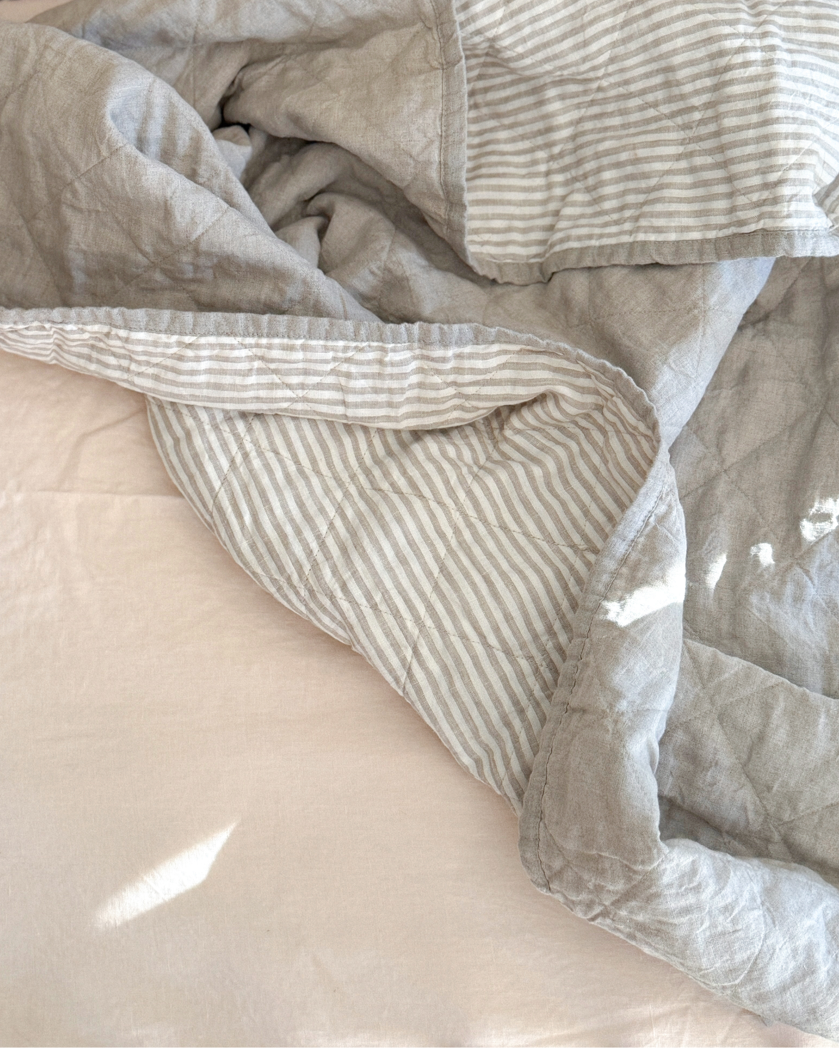 Soft baby cot quilt made from pure linen