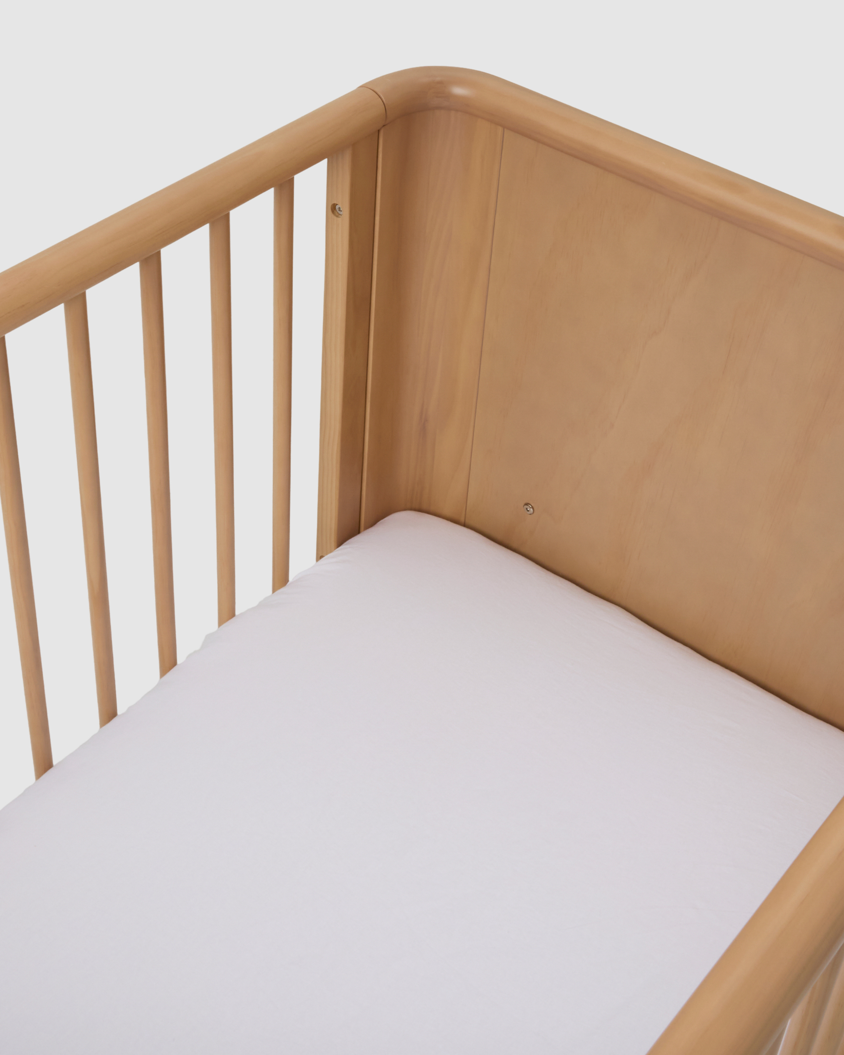 Eco-friendly cot sheet made from natural linen
