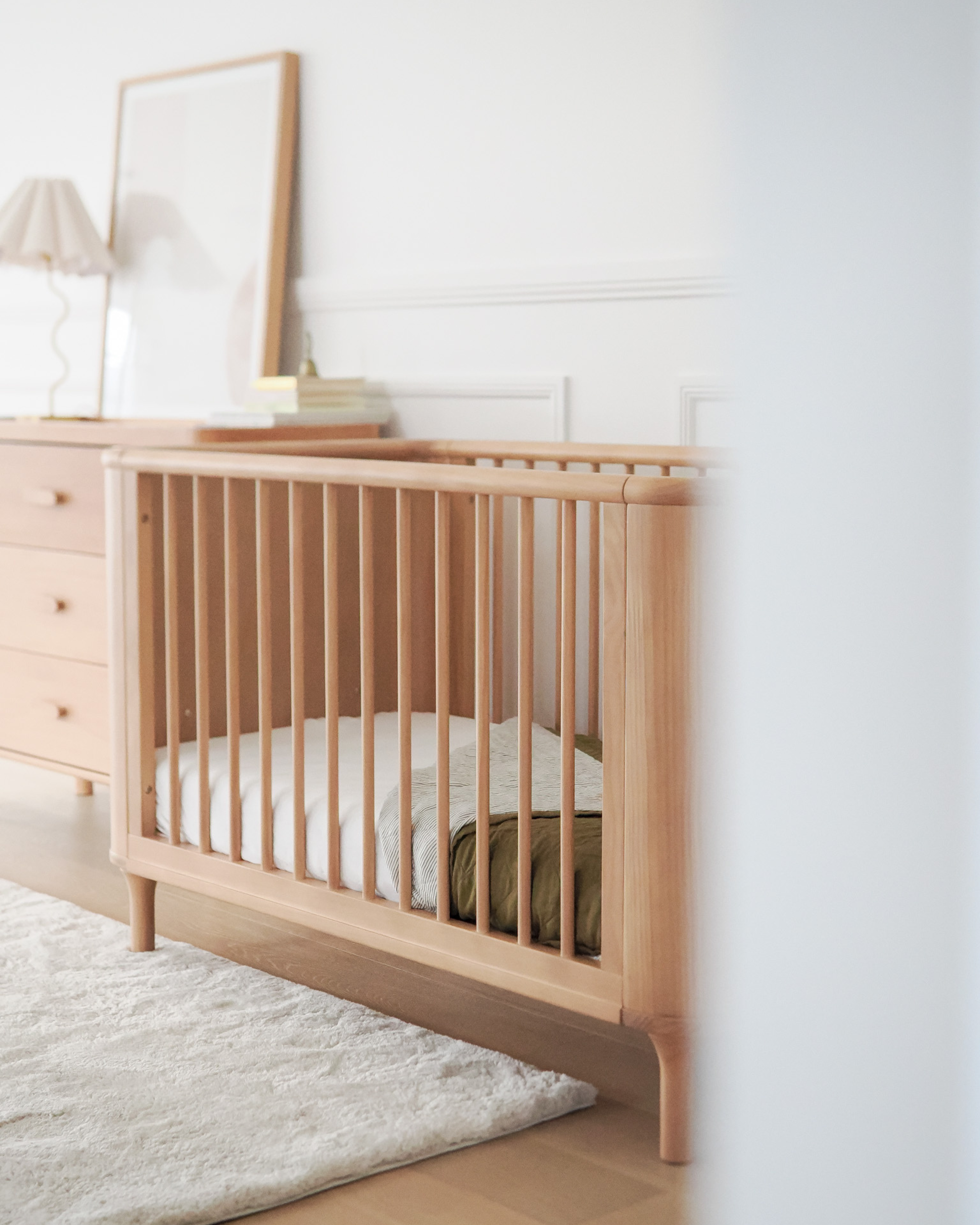 Lightweight cot sheet in natural linen fabric