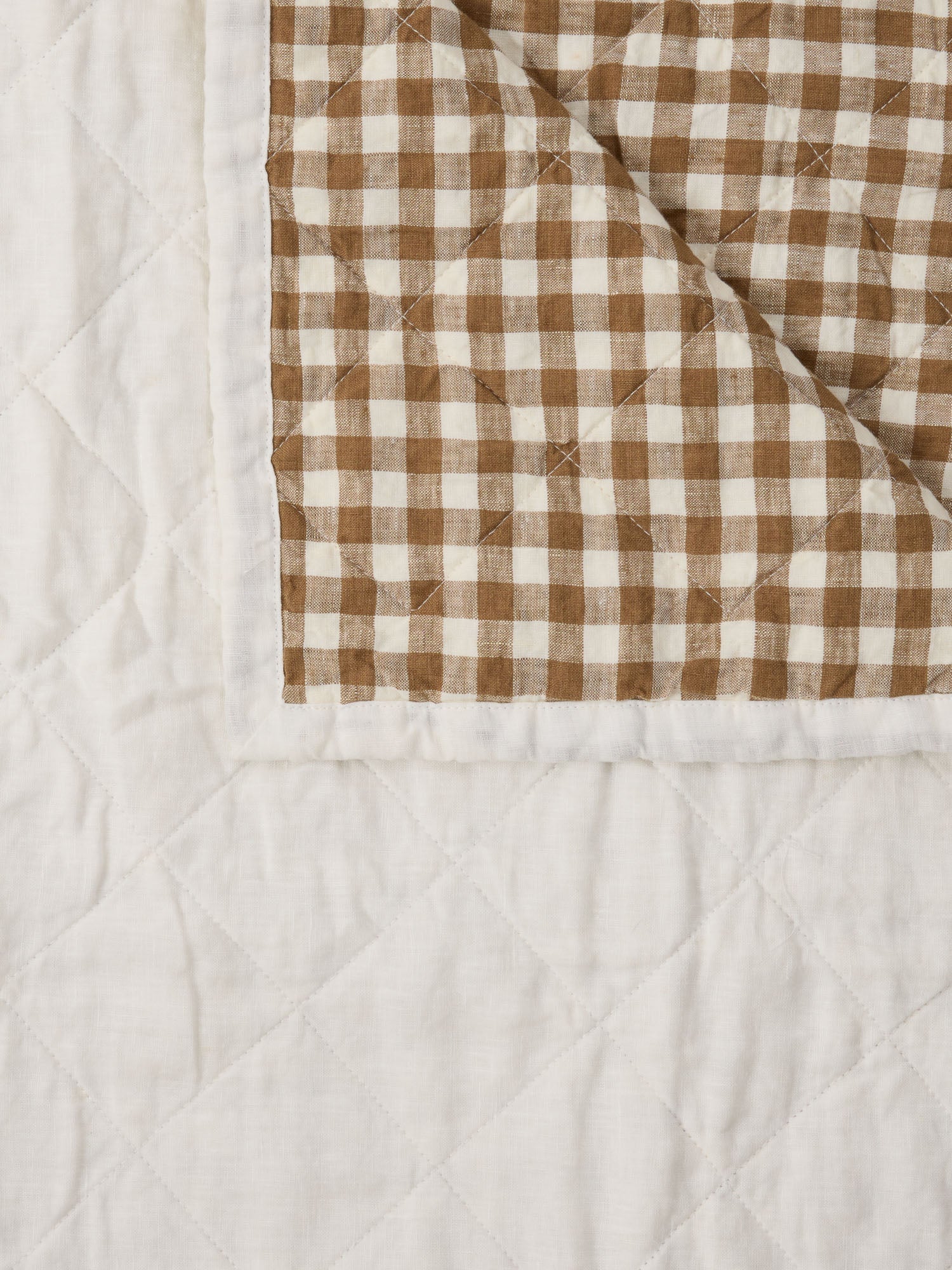 Linen Cot Quilt - White and Coco Gingham