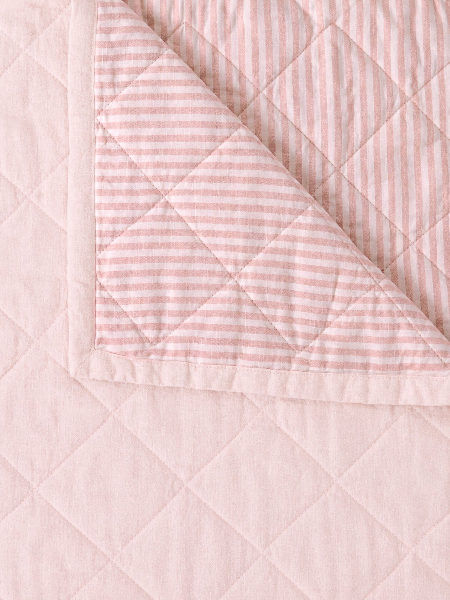 Linen Cot Quilt - Pink Striped