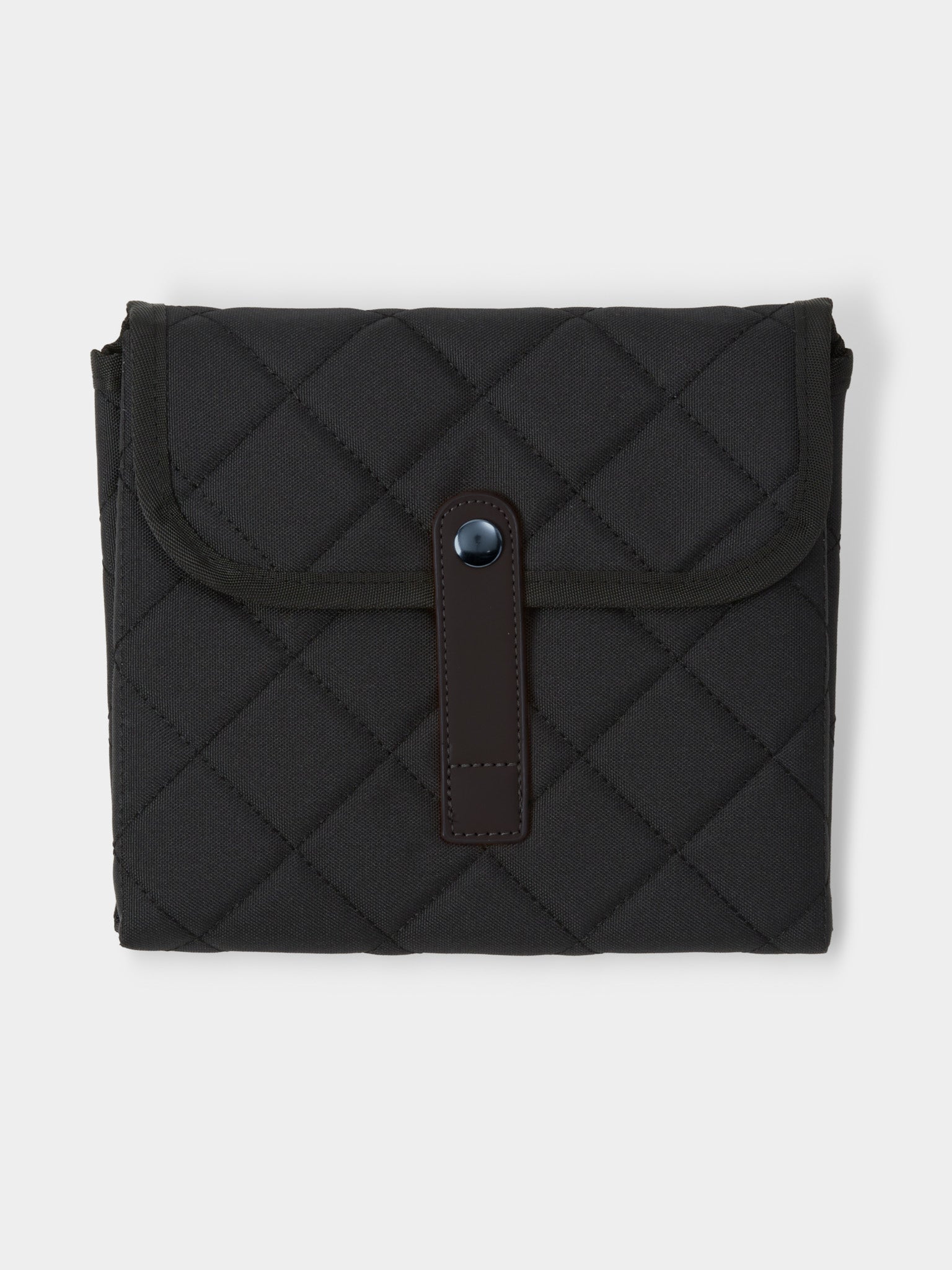 Sable-bebe-changemat-folded-black