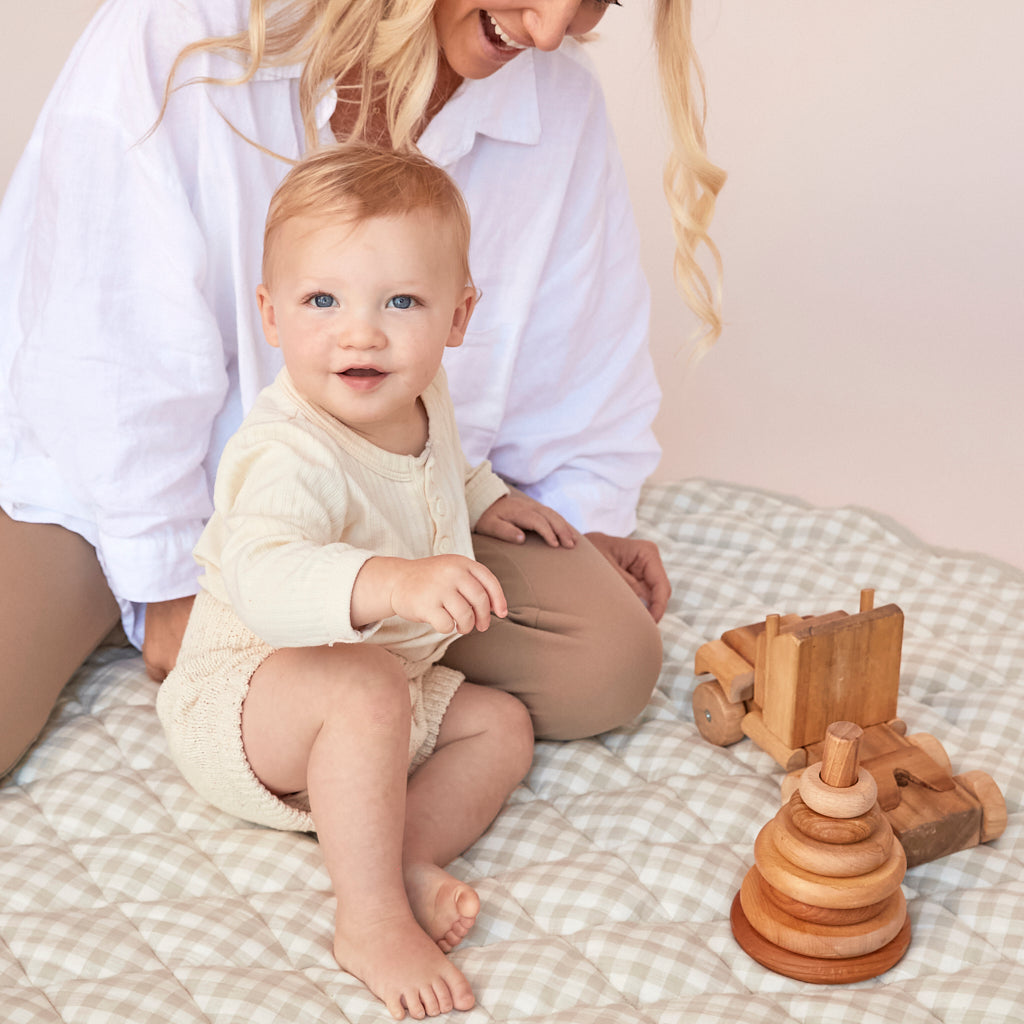 Round Linen Baby Play Mat Dove Grey Gingham Sable Bebe