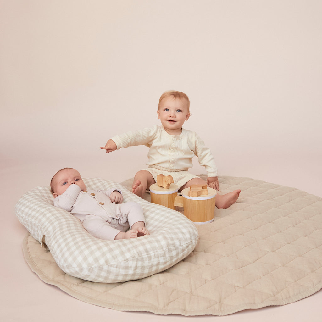 Linen Baby Lounger | Dove Grey Gingham