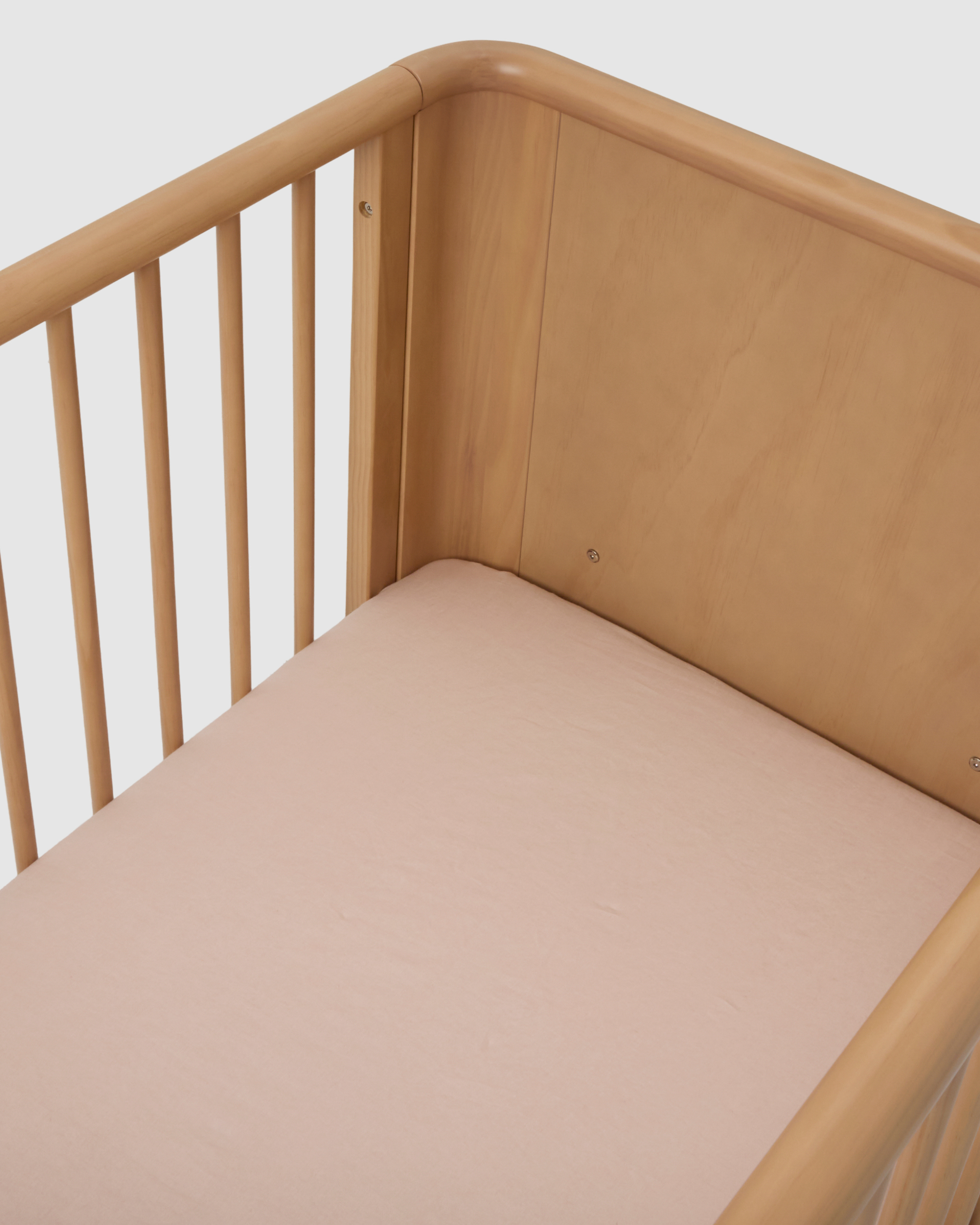 Breathable baby sheet made from natural linen