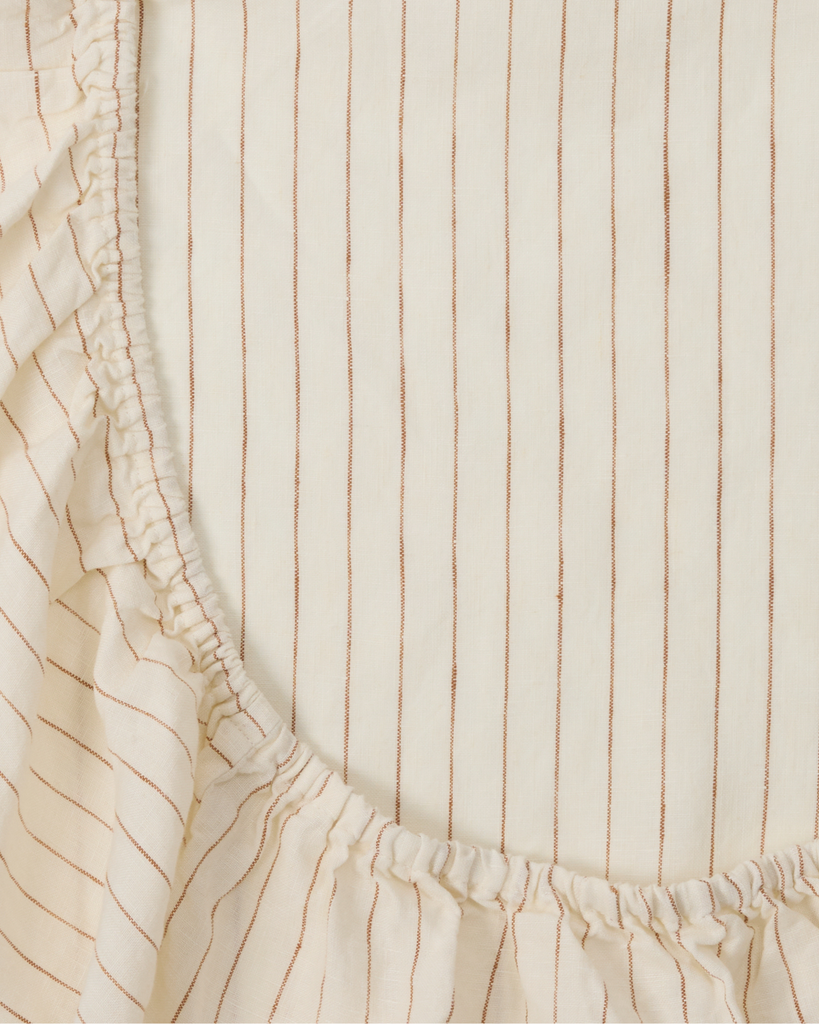 Linen fitted cot sheet