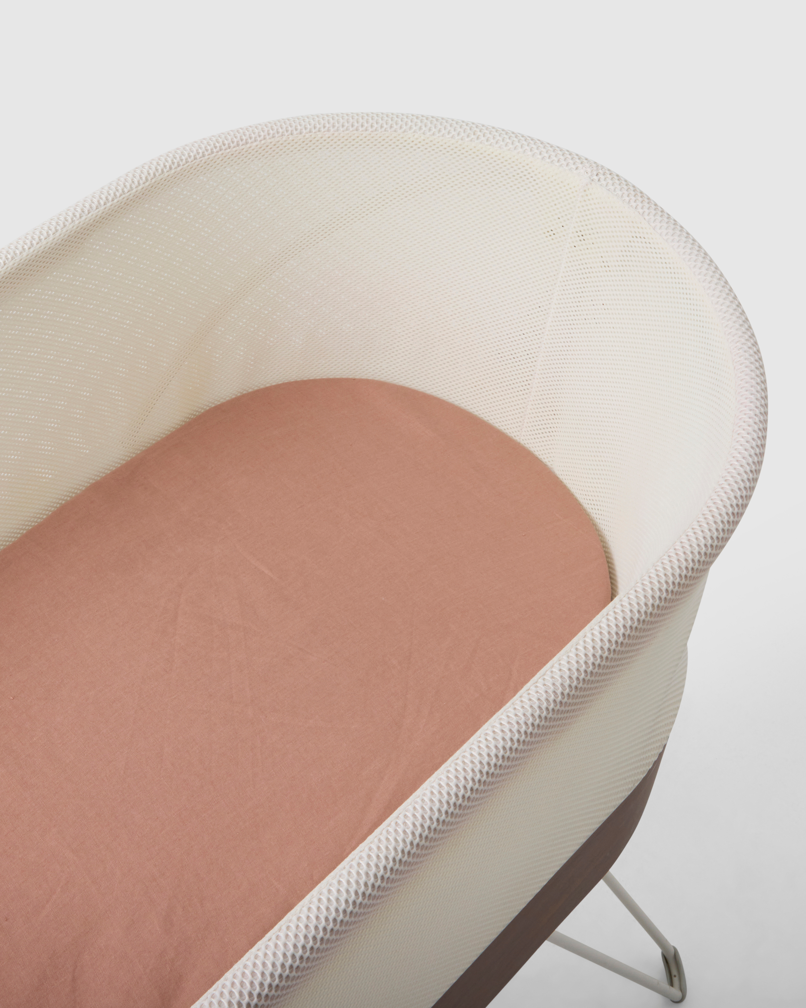 Lightweight linen bassinet bedding in neutral tone