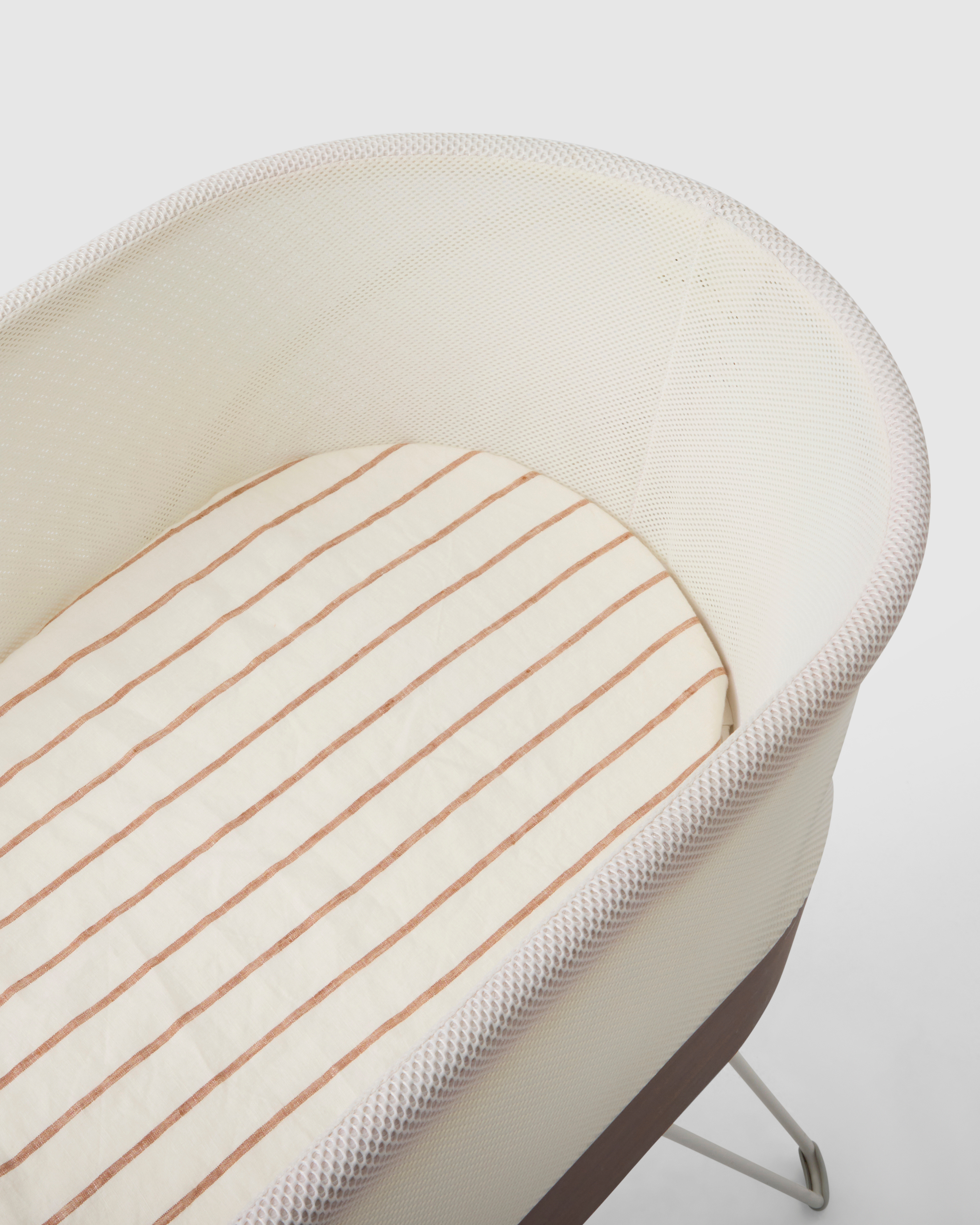 Linen baby sheet for bassinet