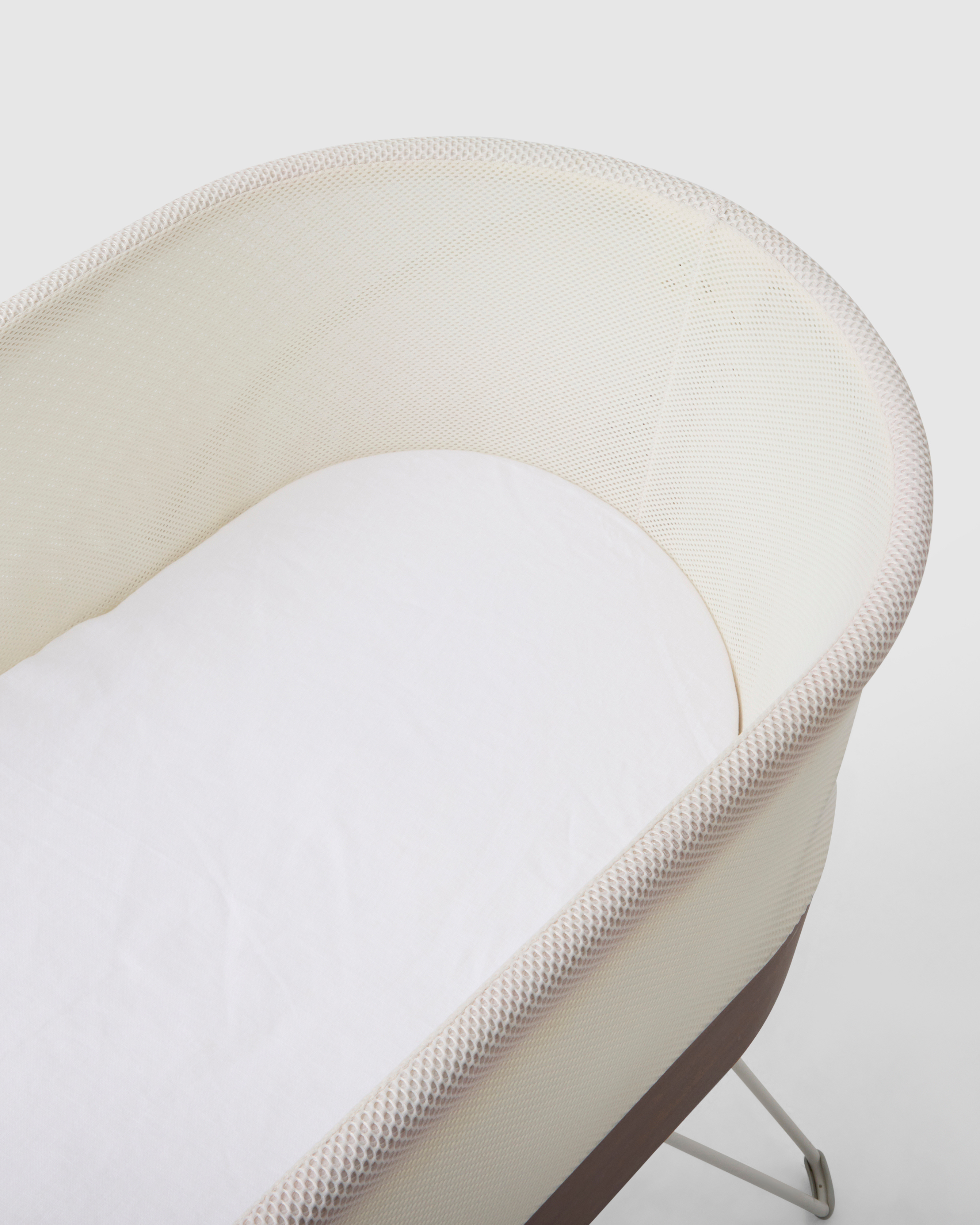 Natural linen sheet for bassinet mattress