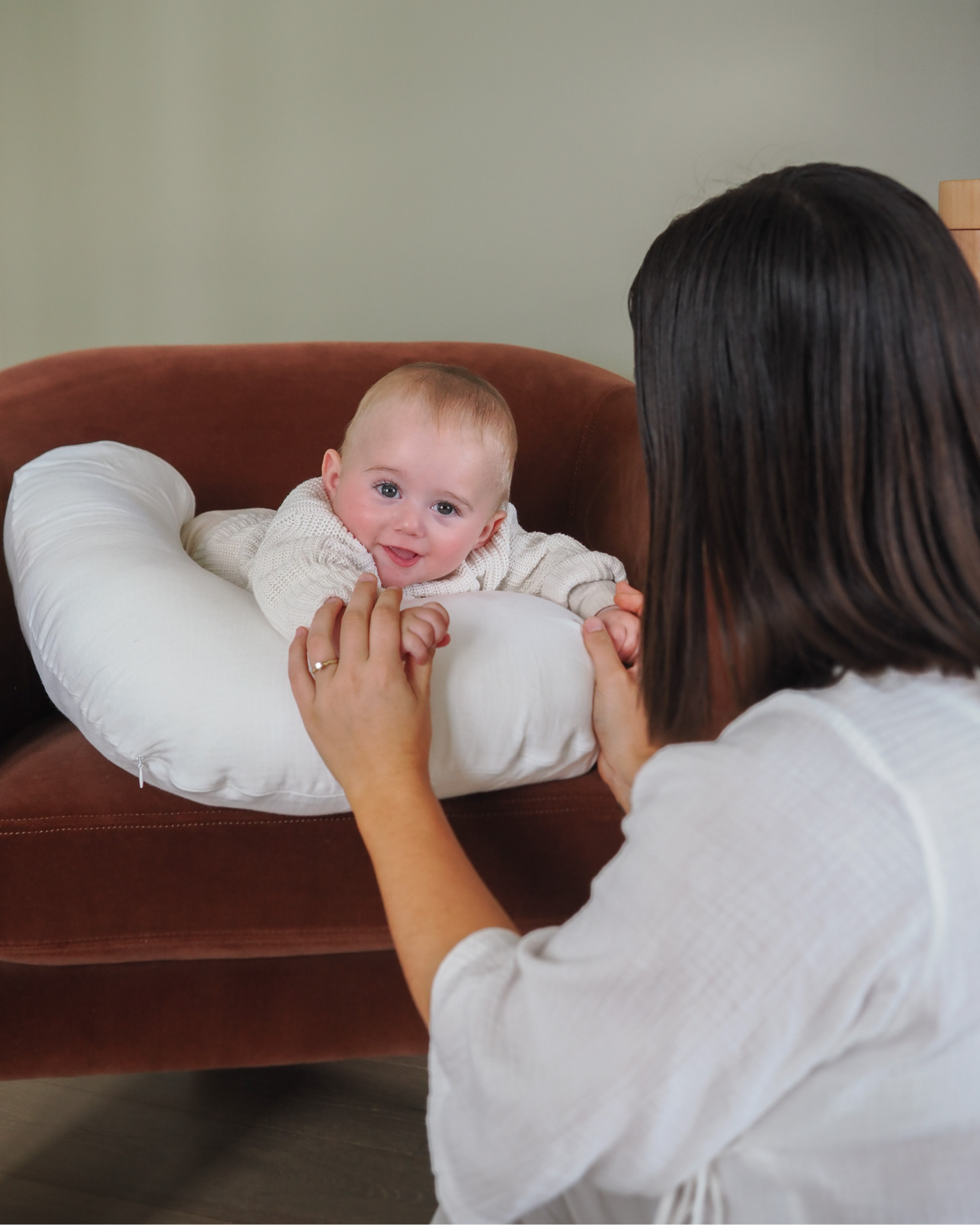 Supportive baby pillow for tummy time