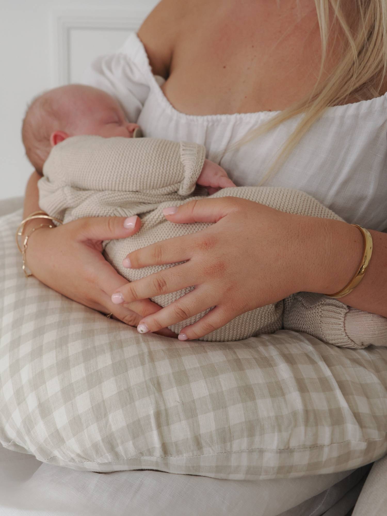 Linen Nursing Pillow - Dove Grey Gingham