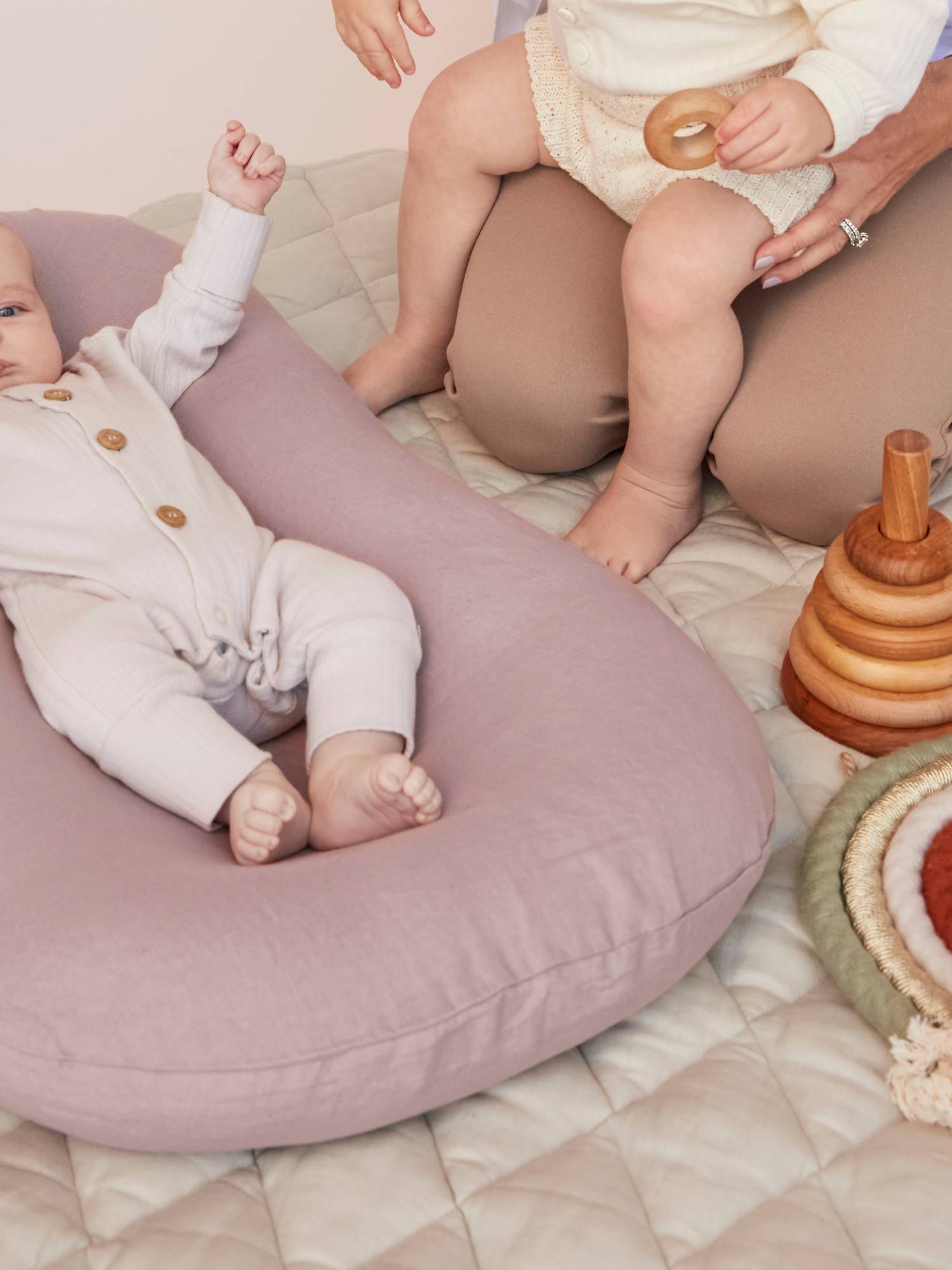 Linen Social Baby Lounger | Dusty Pink